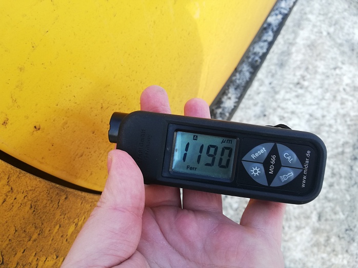 БОЛЬШОЙ желтый Toyota FJ Cruiser – проверка машины
